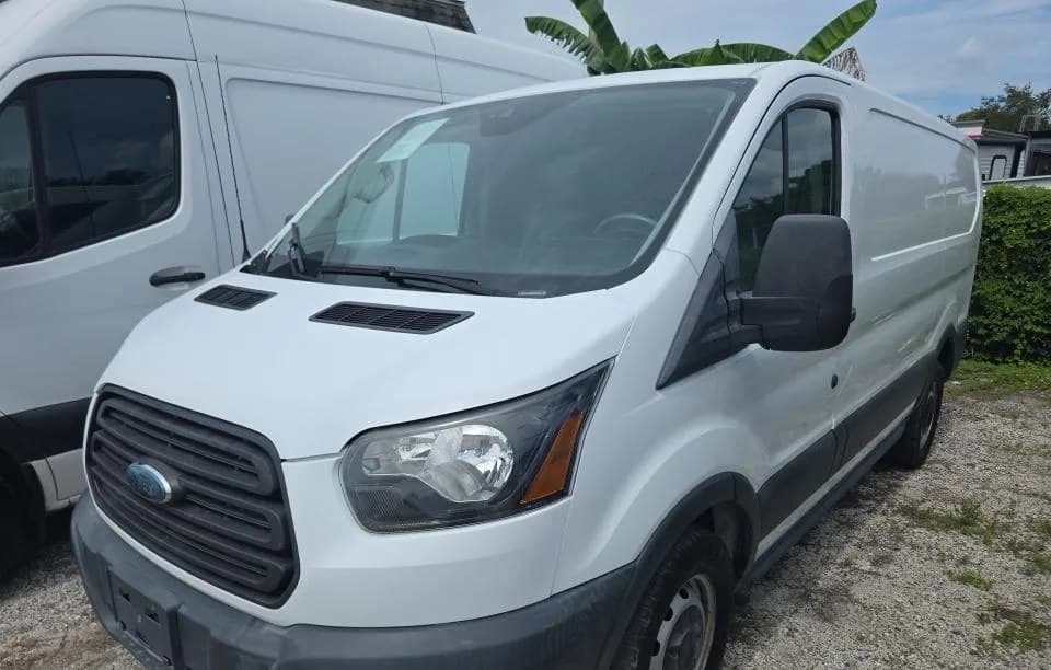 2018 FORD TRANSIT 150 CARGO VAN W/RH SWING-OUT DOORS LOW ROOF 129.9" WB