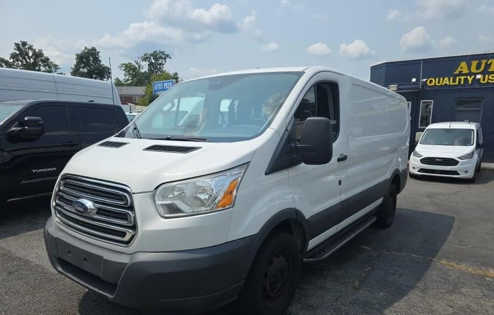 2017 FORD TRANSIT 250 CARGO VAN W/RH SWING-OUT DOORS LOW ROOF 129.9" WB