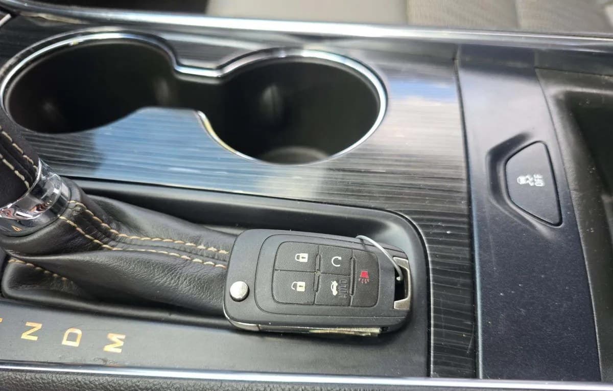 2019 CHEVROLET IMPALA LT 5