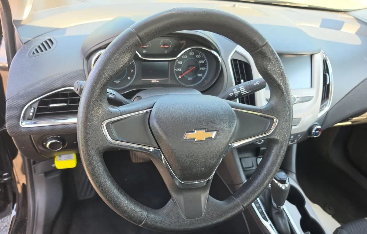 2017 CHEVROLET CRUZE LS 6