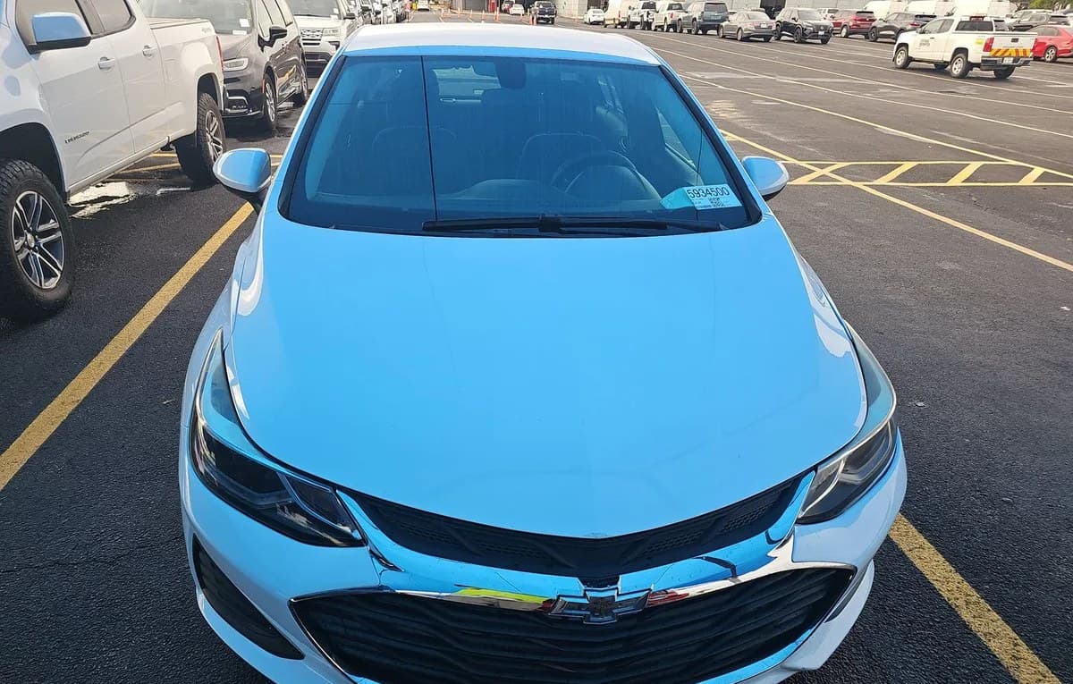 2019 CHEVROLET CRUZE LT 3