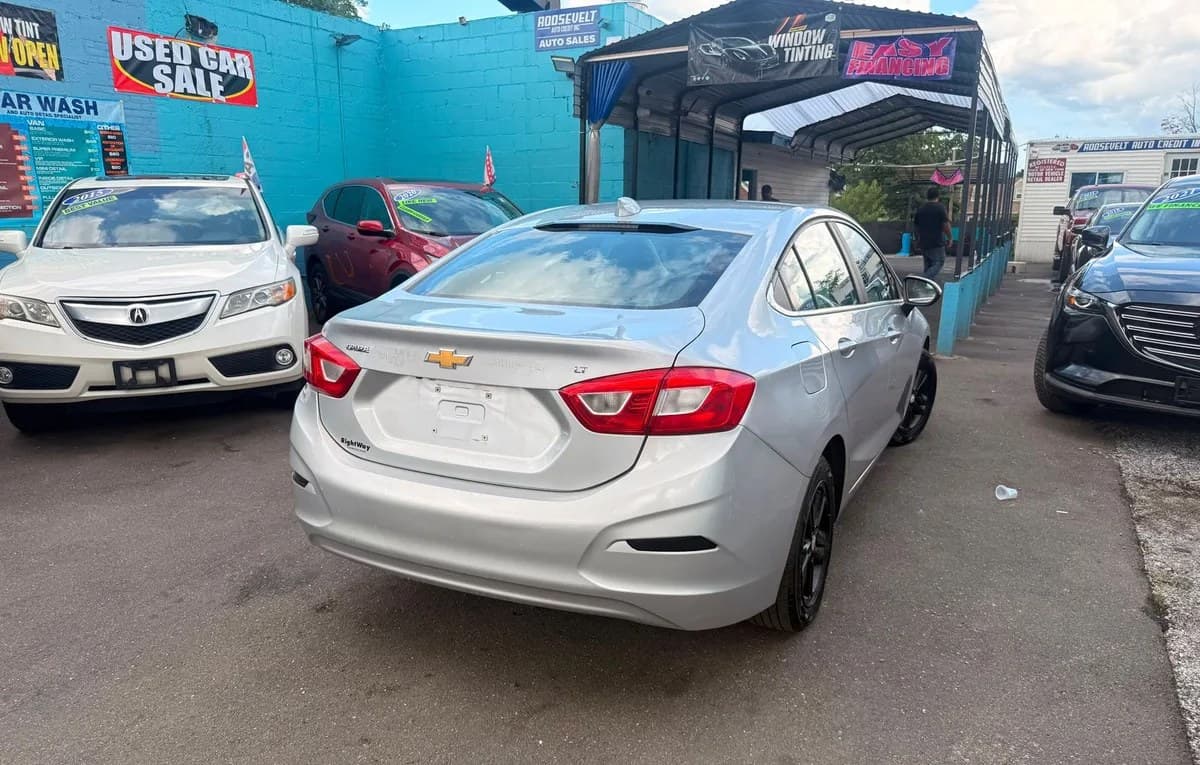 2017 CHEVROLET CRUZE LT 5