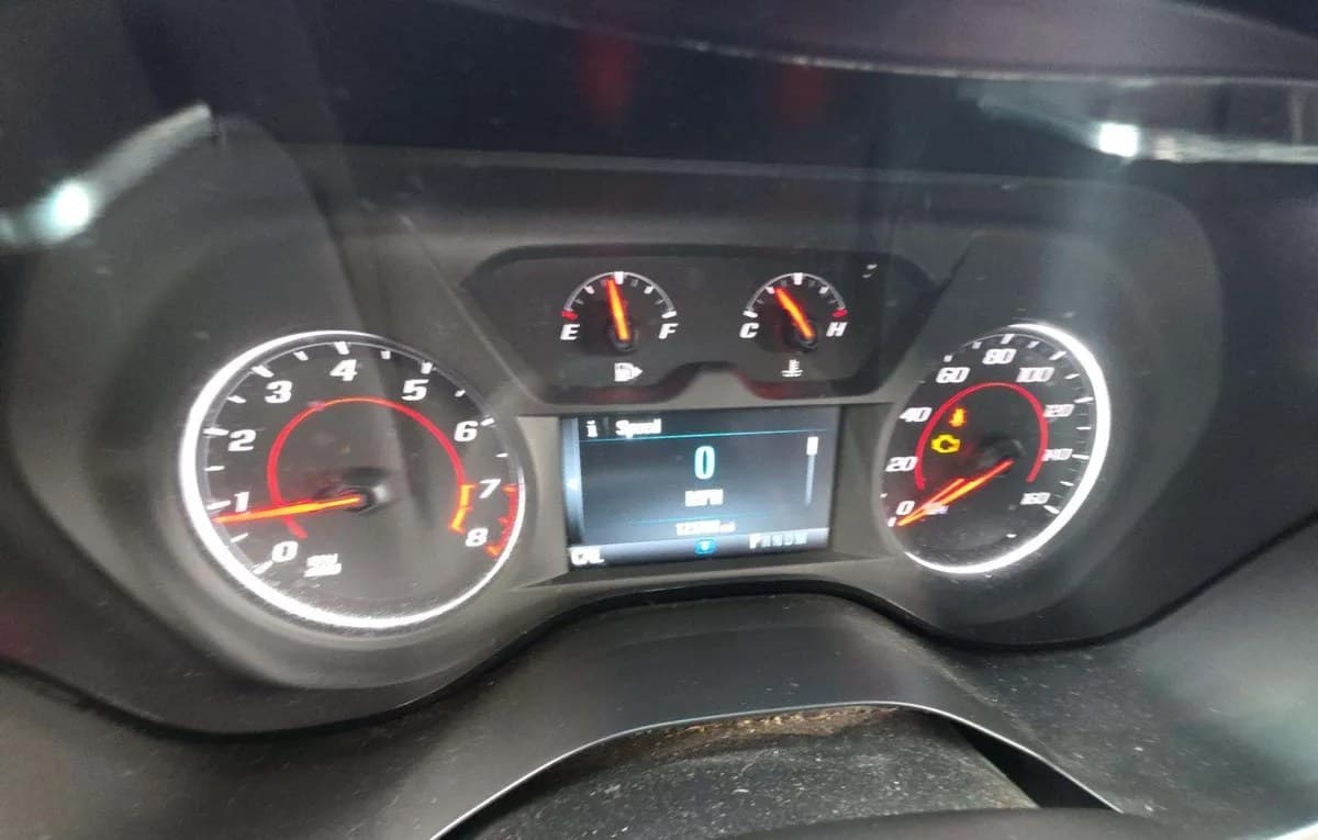 2017 CHEVROLET CAMARO 1LT 6