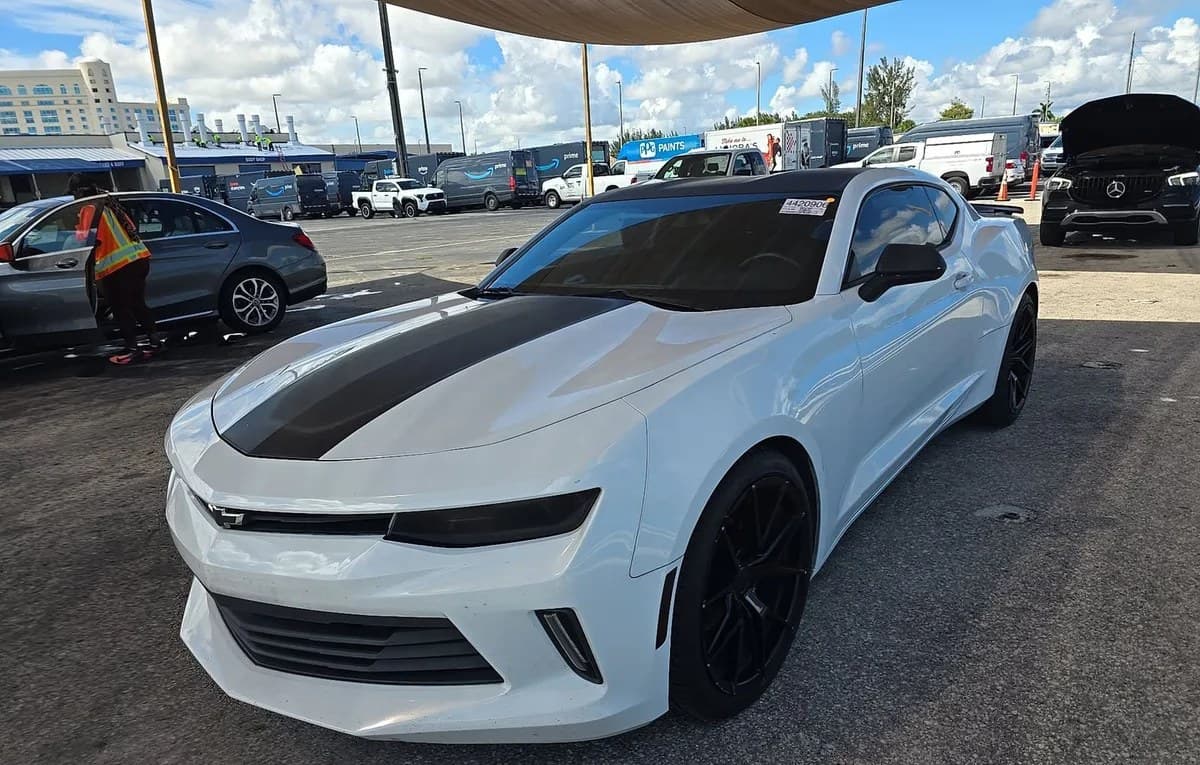 2018 CHEVROLET CAMARO 1LT 2