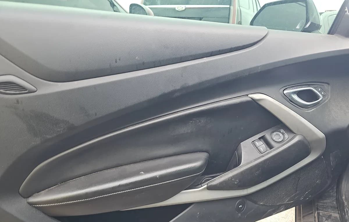 2018 CHEVROLET CAMARO 1LT 6