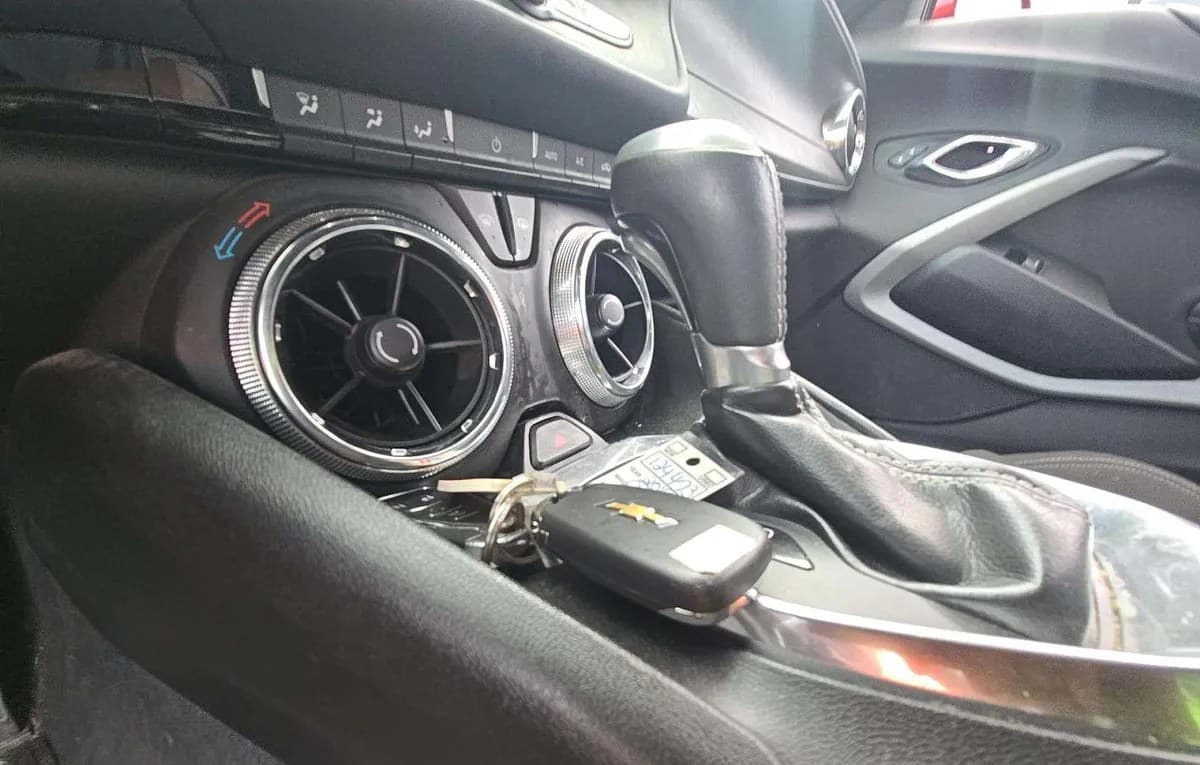 2019 CHEVROLET CAMARO 1LT 5