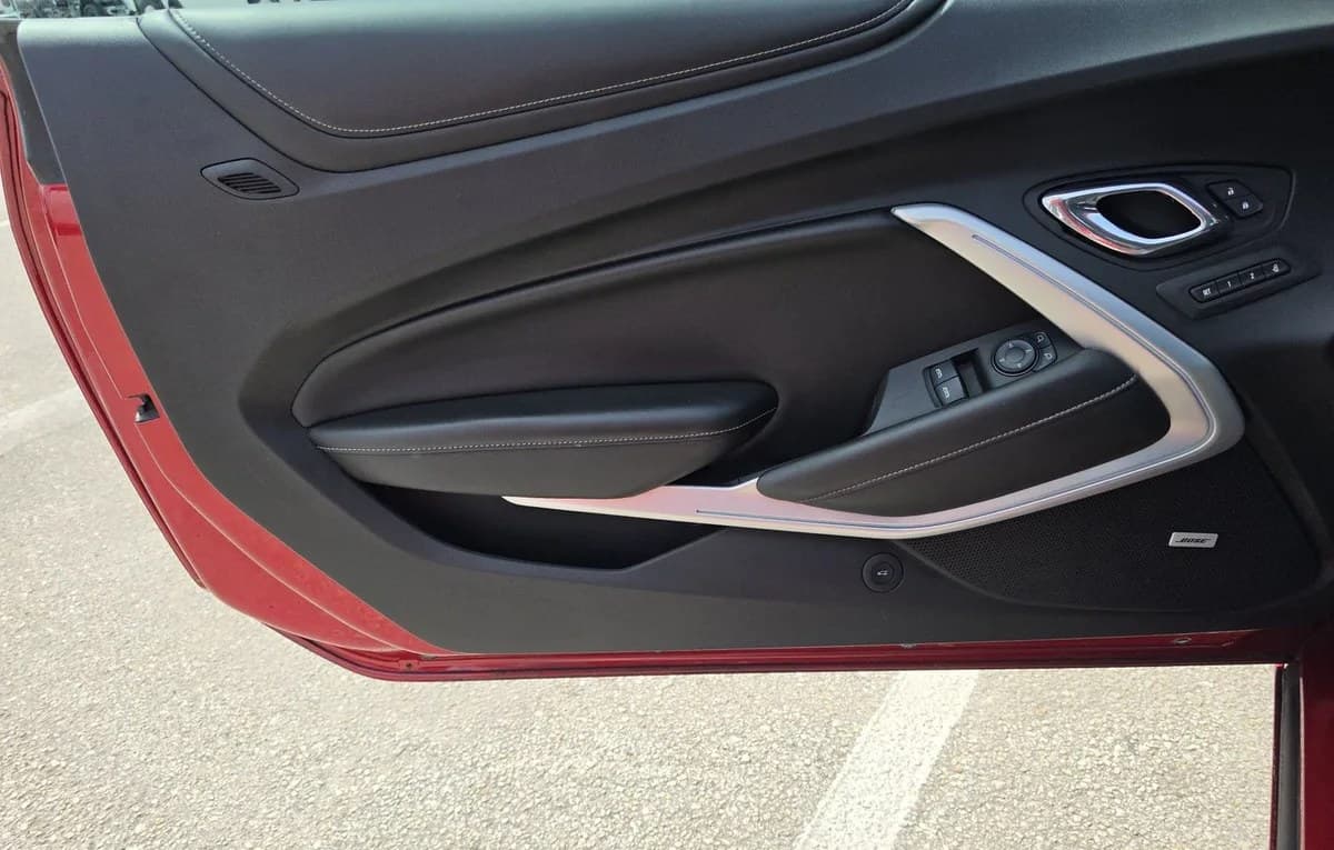 2017 CHEVROLET CAMARO 2LT COUPE 6