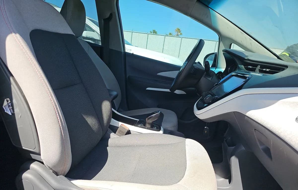 2020 CHEVROLET BOLT EV LT 5