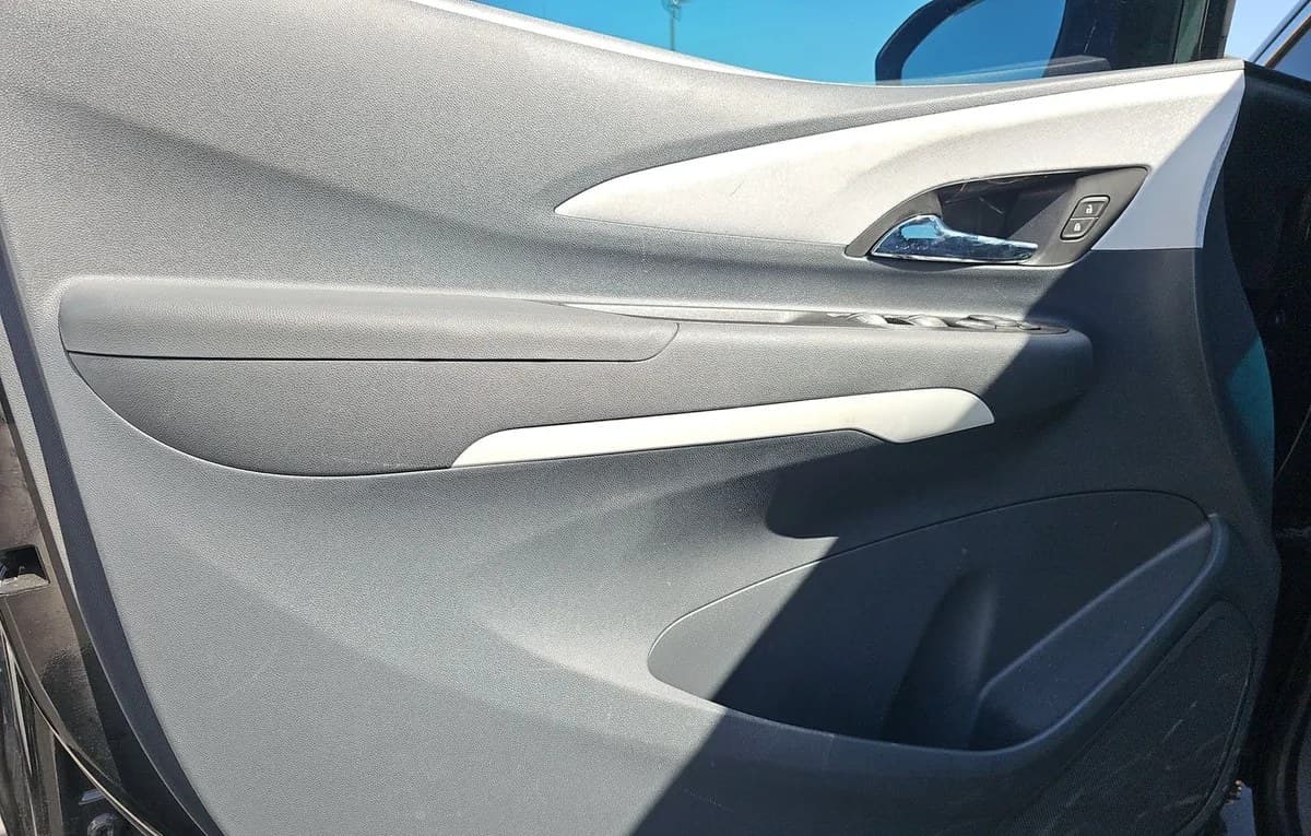 2020 CHEVROLET BOLT EV LT 6