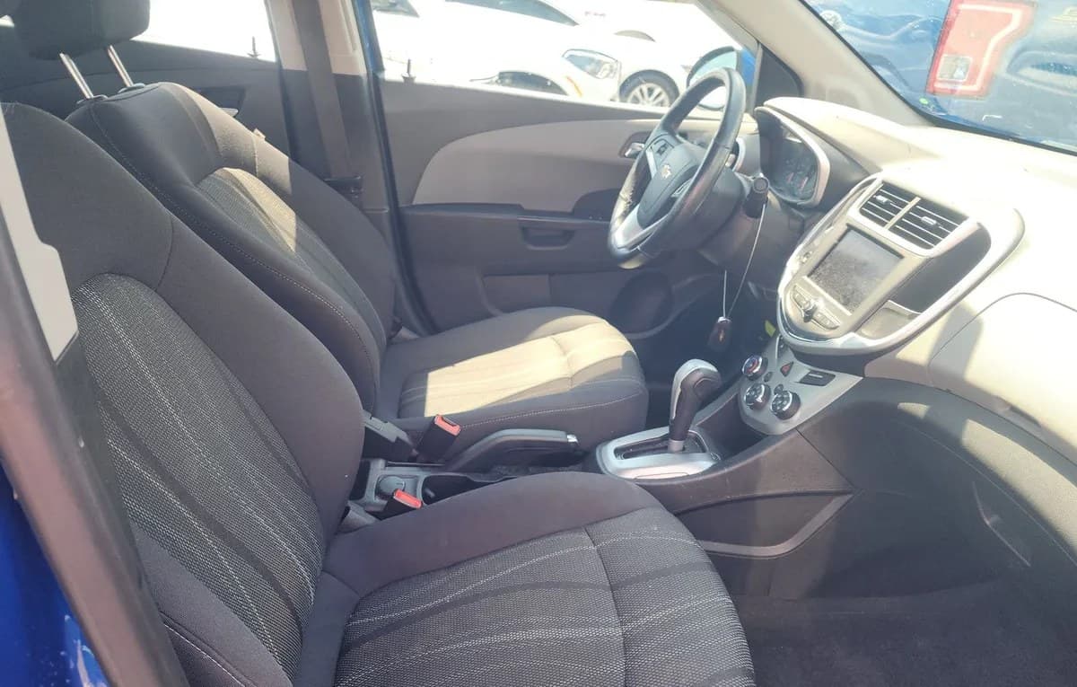2020 CHEVROLET SONIC LT 5