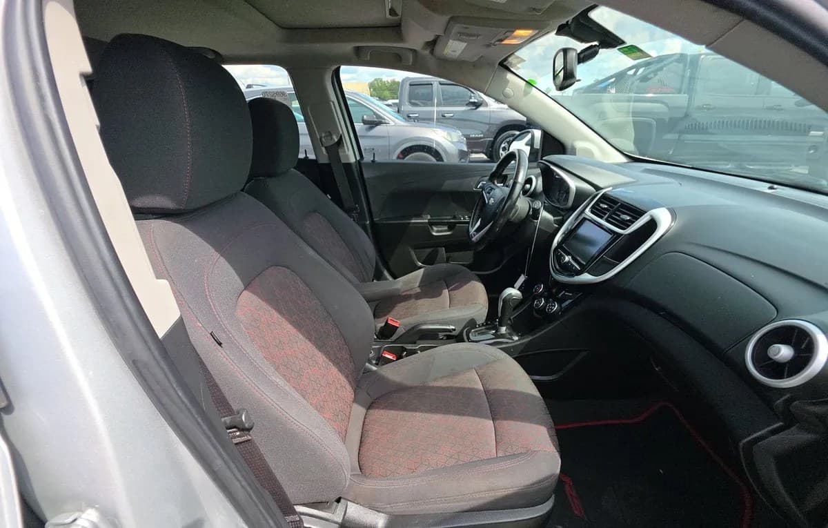 2017 CHEVROLET SONIC LT 4