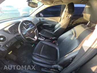 2017 CHEVROLET SONIC Premier 8