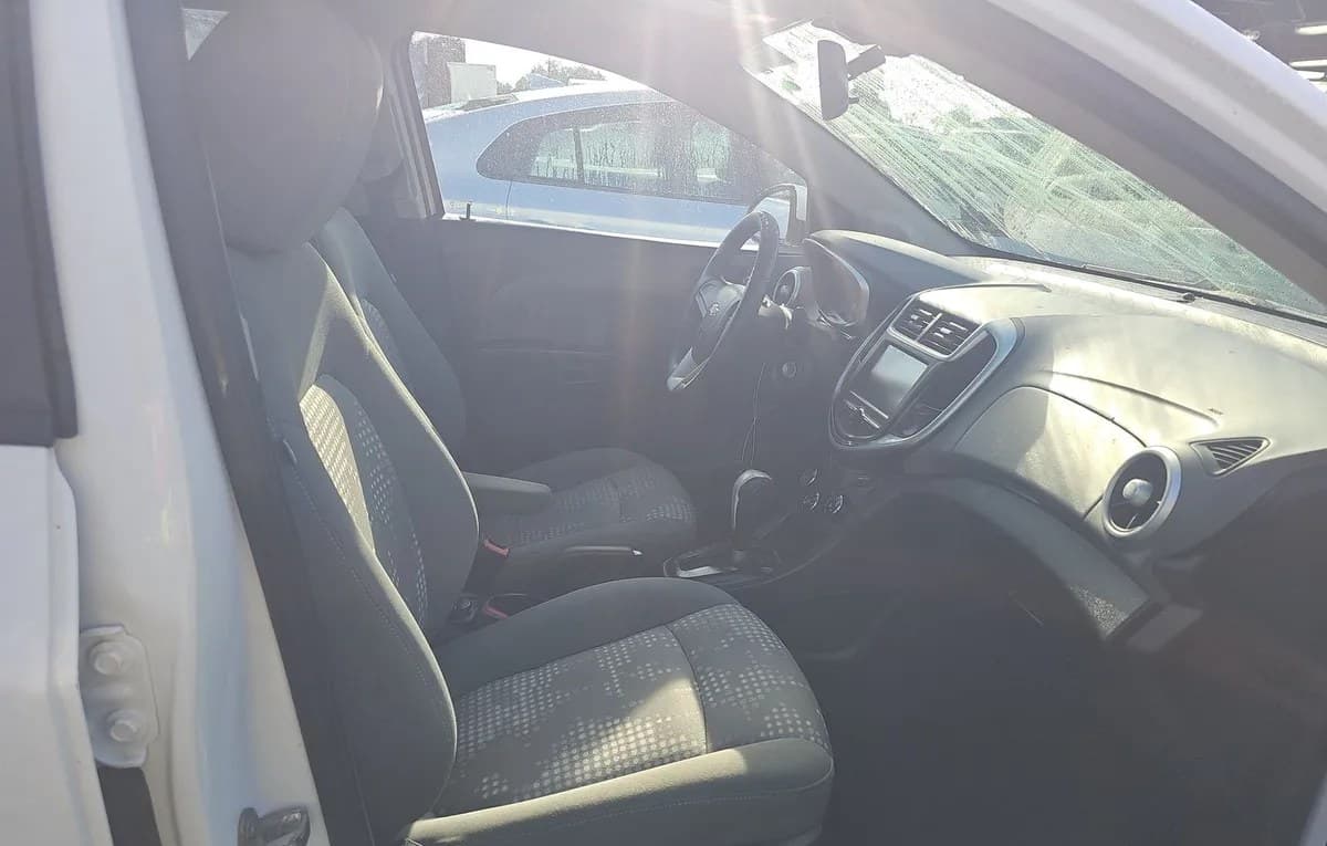 2017 CHEVROLET SONIC LT HATCHBACK 1FL 5