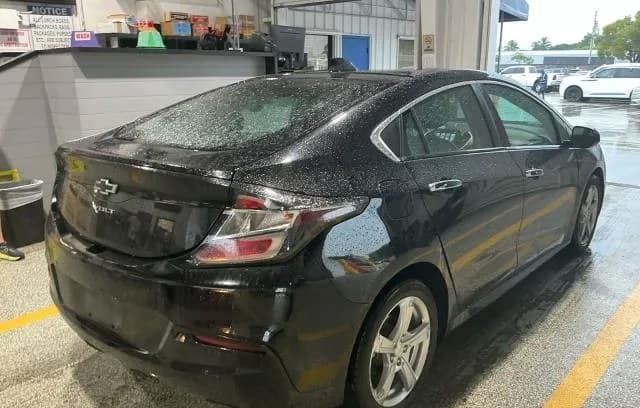 2017 CHEVROLET VOLT LT 3