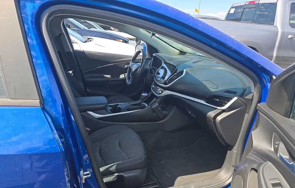2017 CHEVROLET VOLT LT 2LT 5