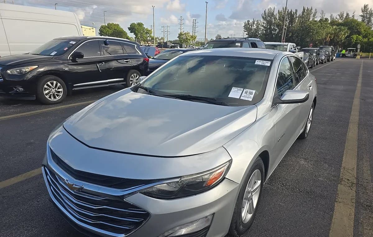 2022 CHEVROLET MALIBU LS 2
