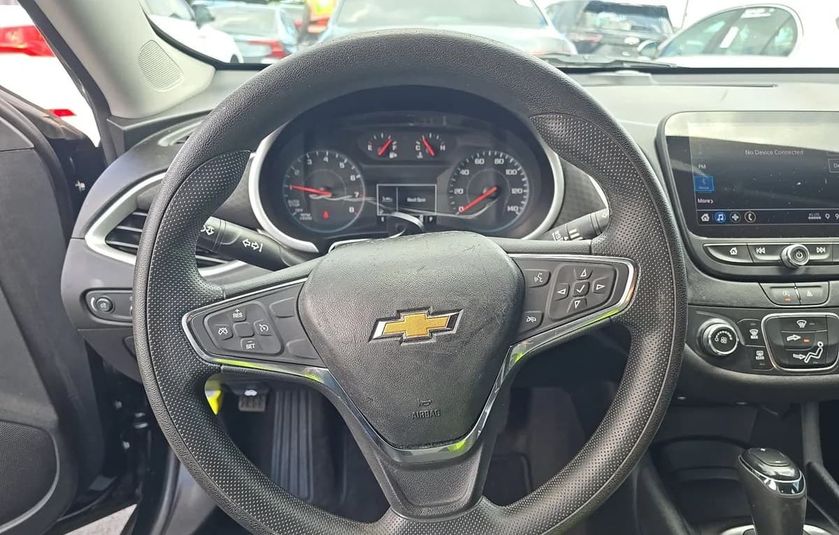 2020 CHEVROLET MALIBU LS 7