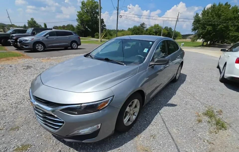 2023 CHEVROLET MALIBU LS 2