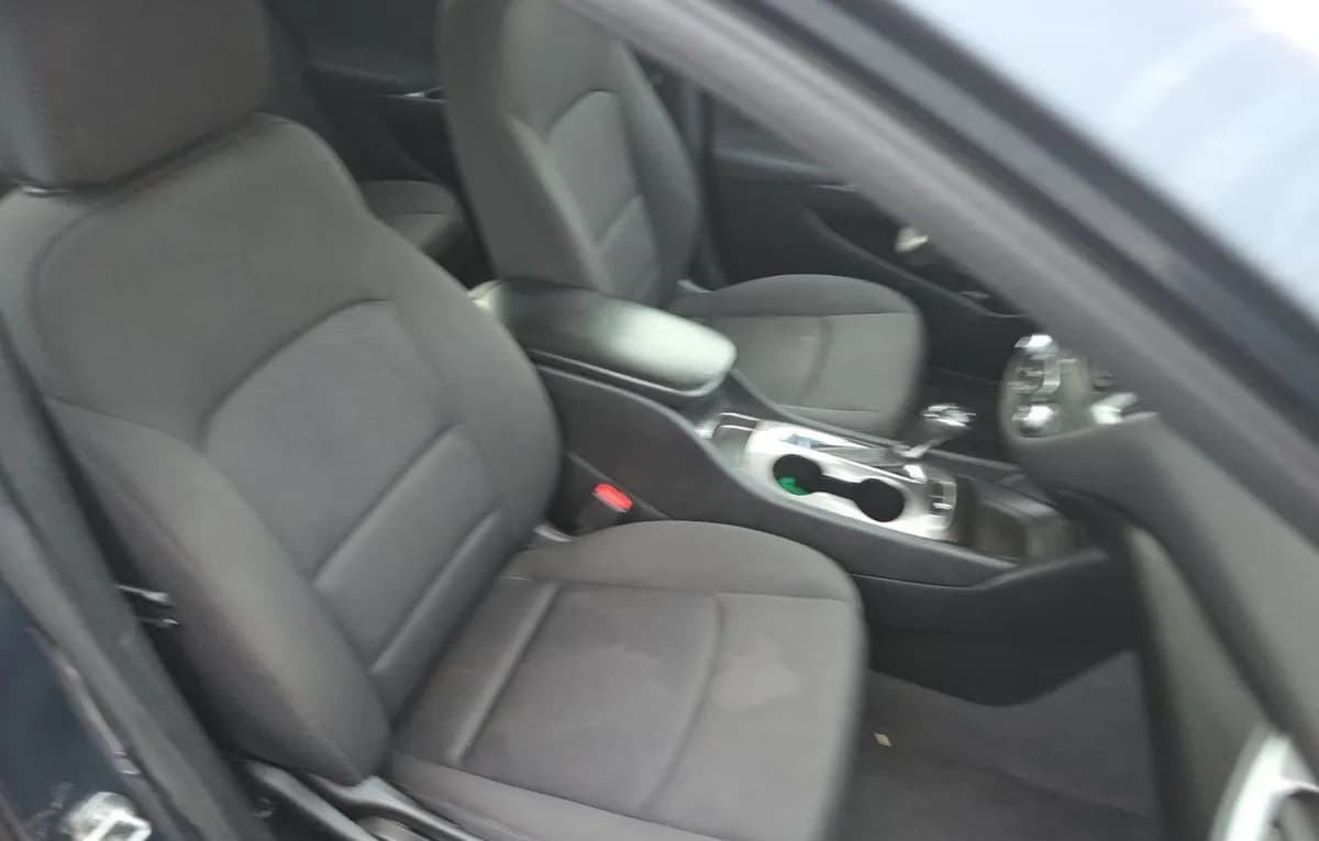 2019 CHEVROLET MALIBU LS 4