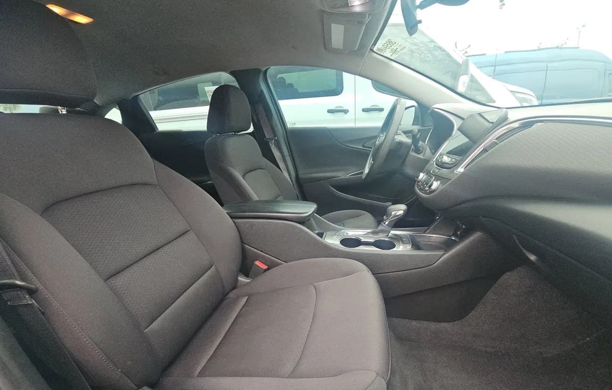 2021 CHEVROLET MALIBU LT 5