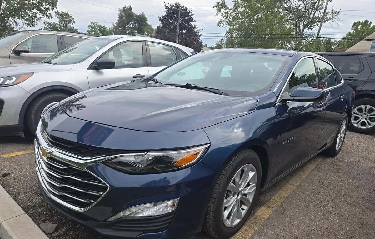2022 CHEVROLET MALIBU LT 2