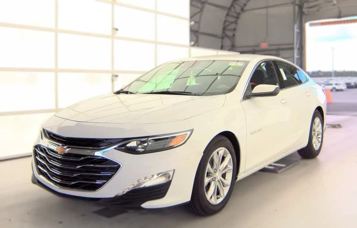 2024 CHEVROLET MALIBU LT 2