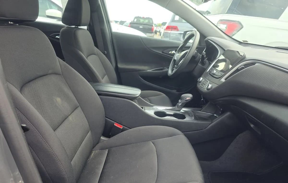 2024 CHEVROLET MALIBU LT 5