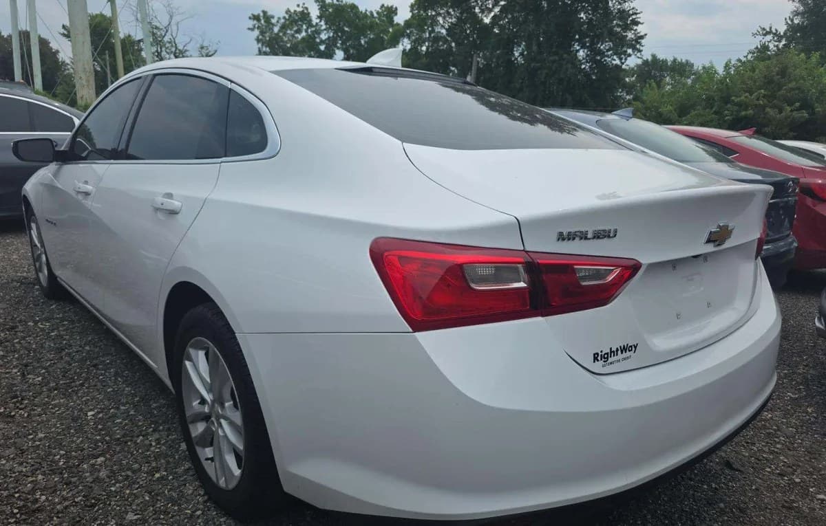2018 CHEVROLET MALIBU LT 3