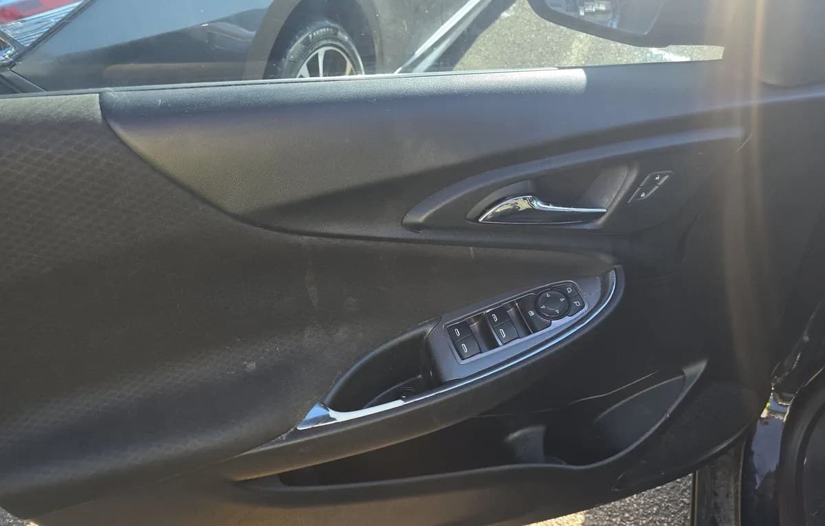 2019 CHEVROLET MALIBU LT 5