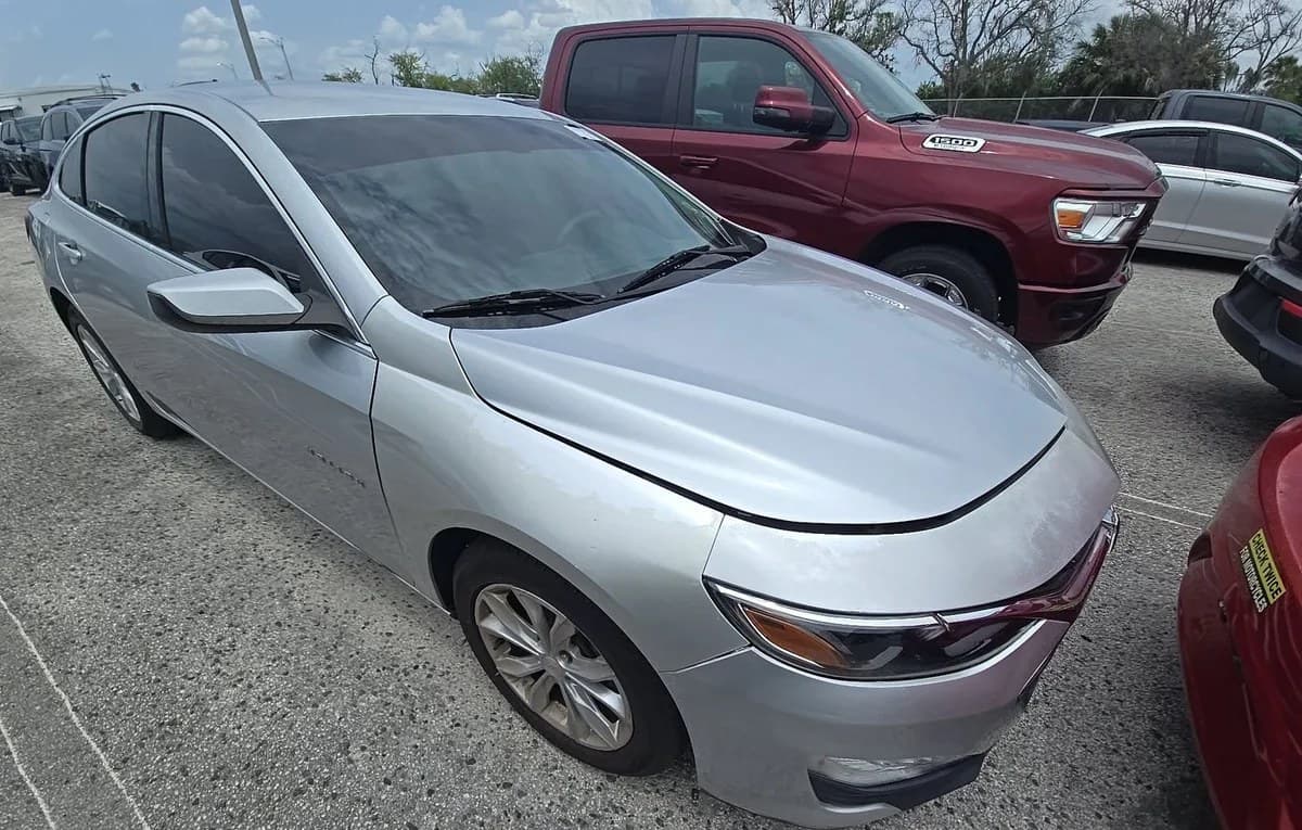 2021 CHEVROLET MALIBU LT 4