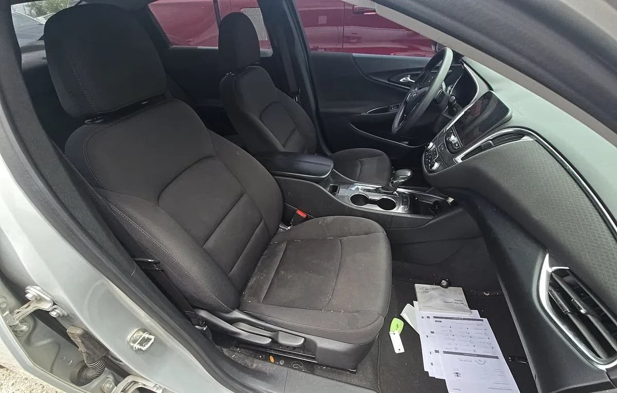 2021 CHEVROLET MALIBU LT 5