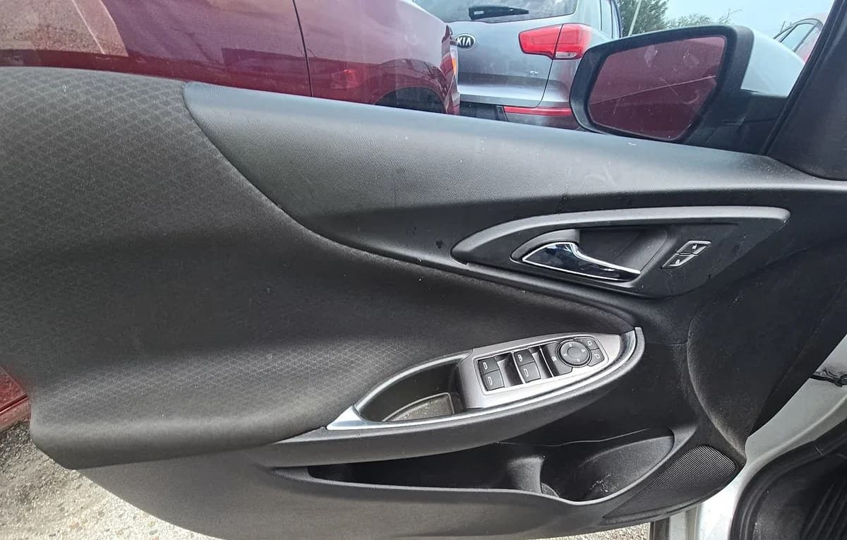 2021 CHEVROLET MALIBU LT 6