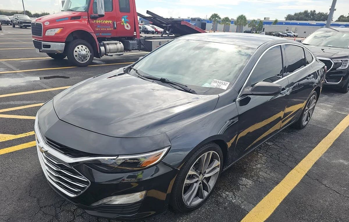 2021 CHEVROLET MALIBU LT 2