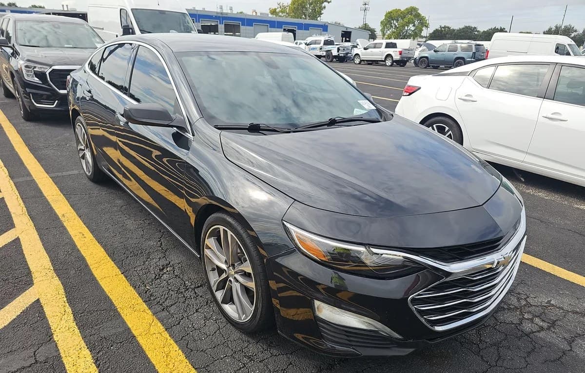 2021 CHEVROLET MALIBU LT 4