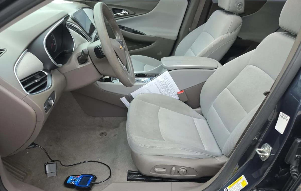 2021 CHEVROLET MALIBU LT 4