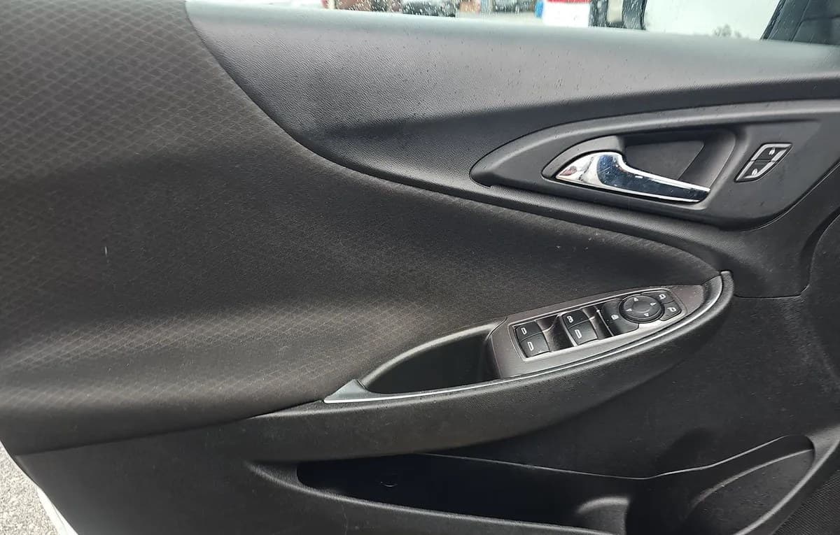 2021 CHEVROLET MALIBU LT 6