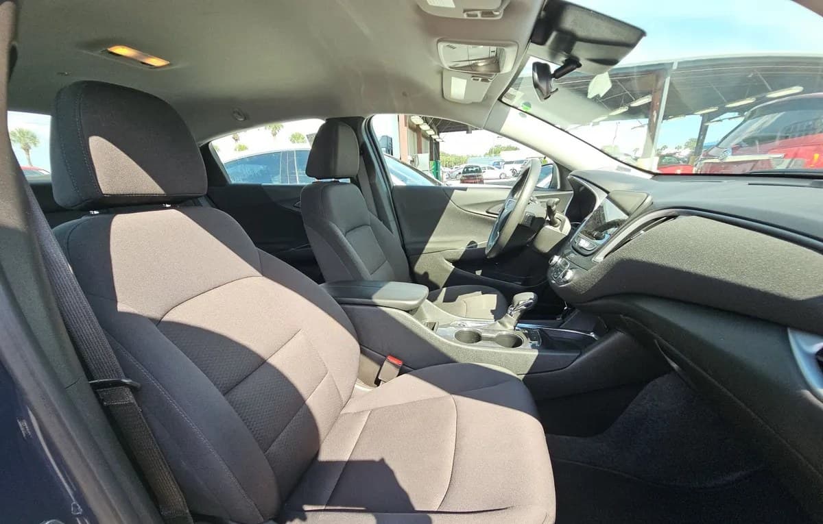2025 CHEVROLET MALIBU LT 5