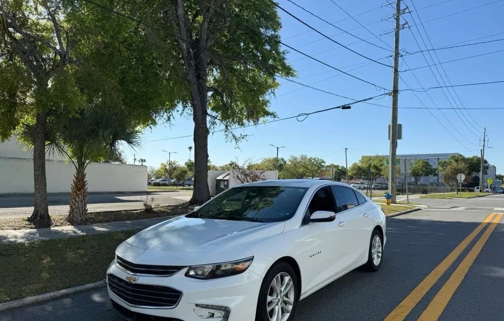 2018 CHEVROLET MALIBU LT 2