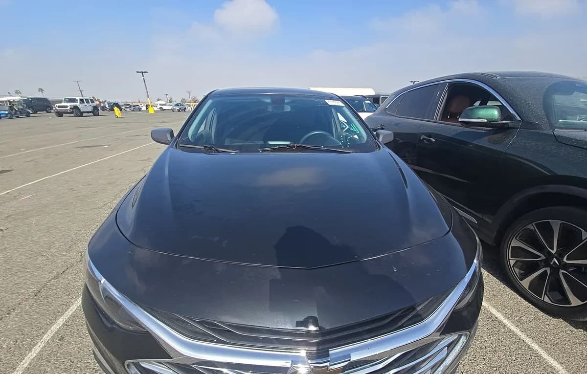 2020 CHEVROLET MALIBU LT 2