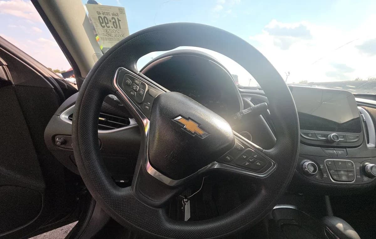2023 CHEVROLET MALIBU LT 7