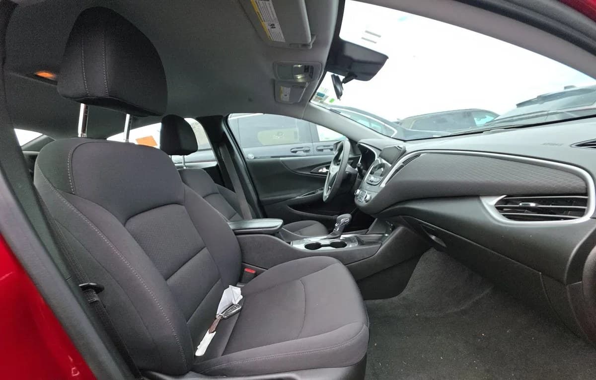 2024 CHEVROLET MALIBU LT 5