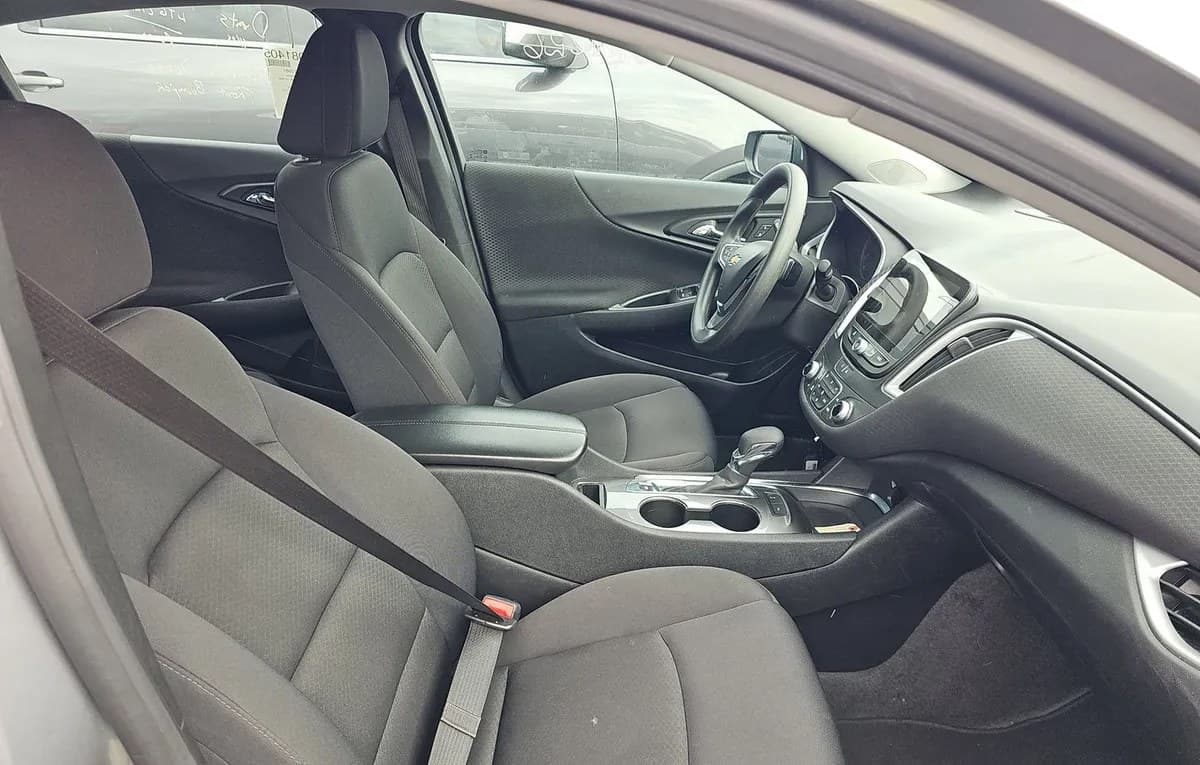 2024 CHEVROLET MALIBU LT 5