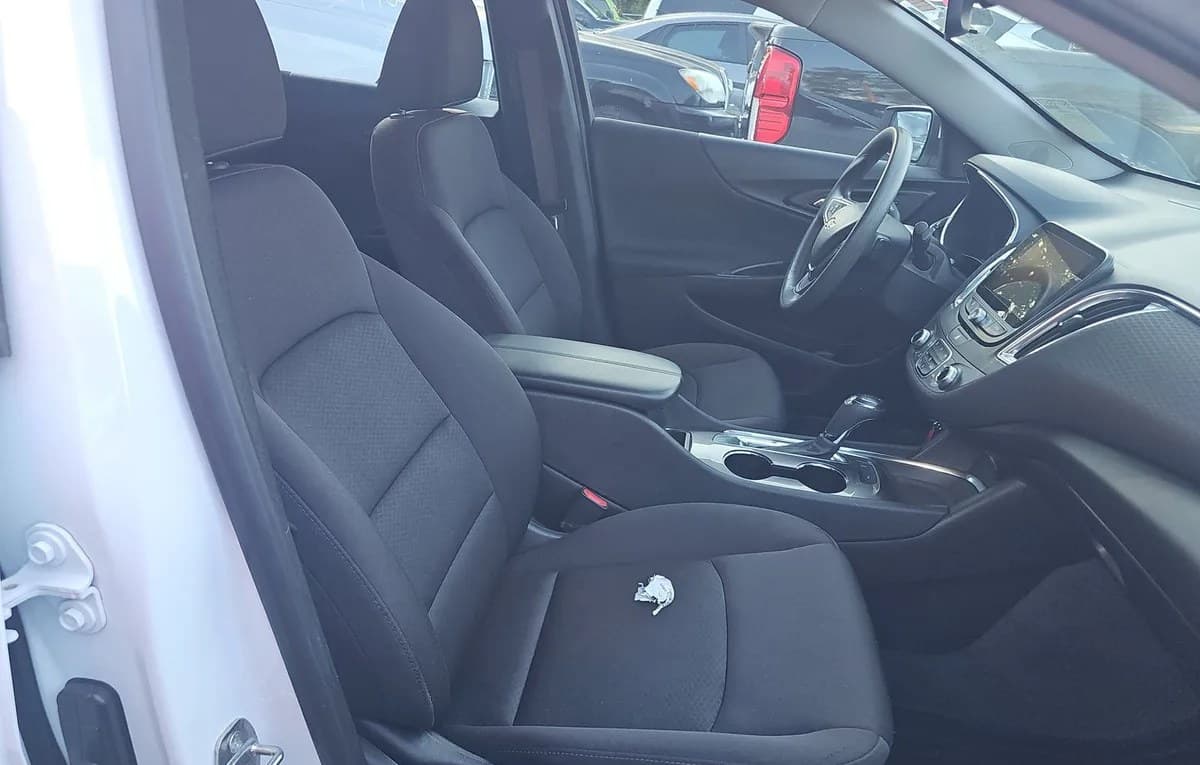 2019 CHEVROLET MALIBU LT 5