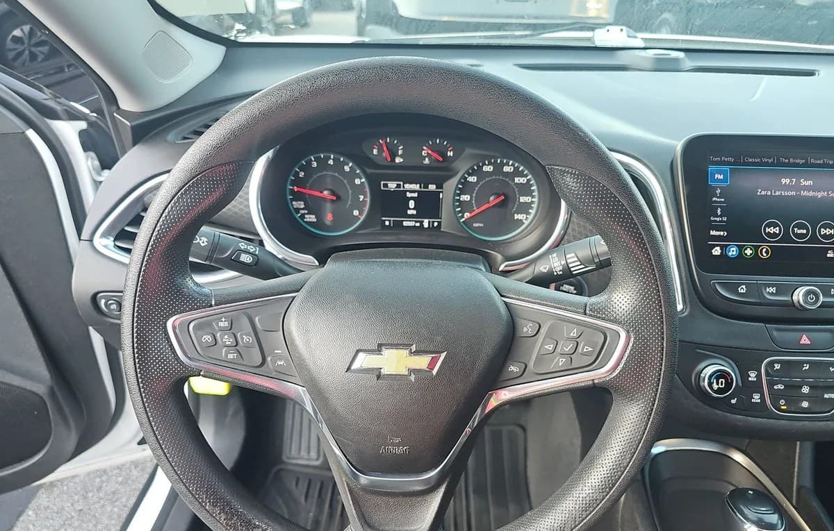 2019 CHEVROLET MALIBU LT 7