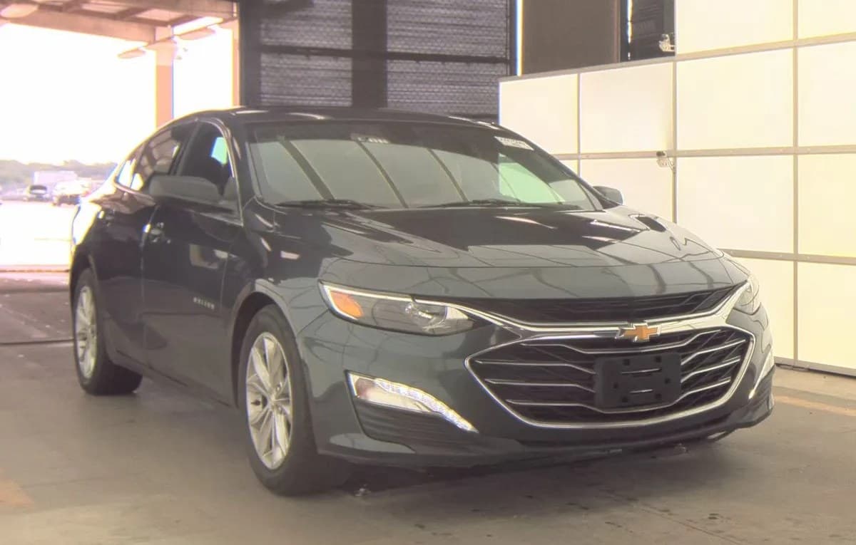2020 CHEVROLET MALIBU LT 4