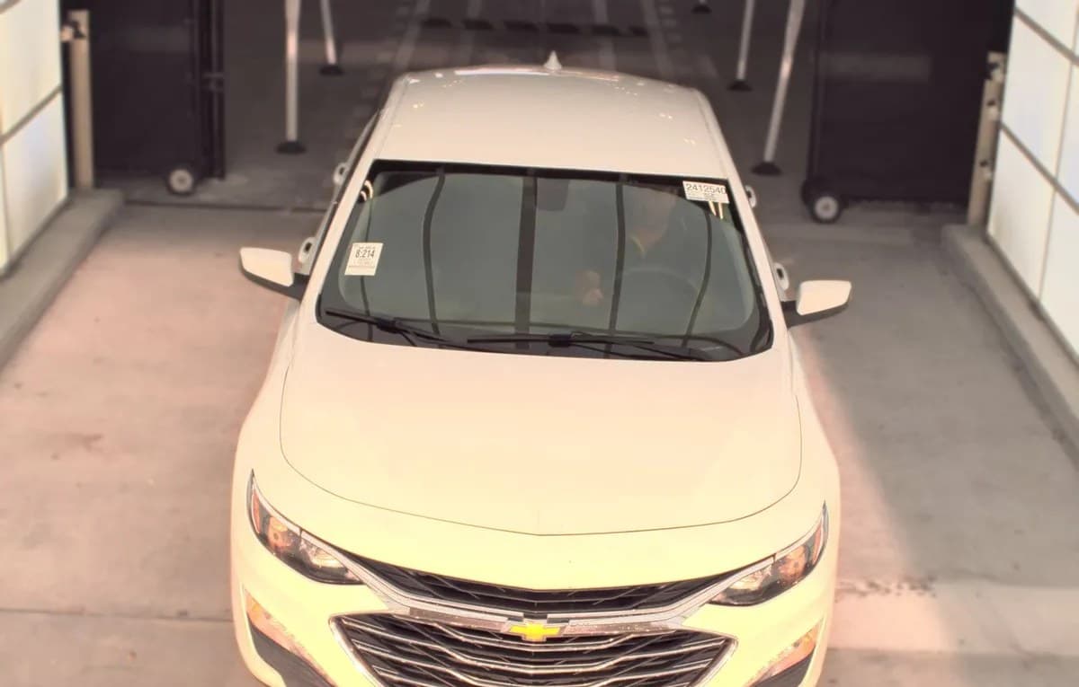 2020 CHEVROLET MALIBU LT 2