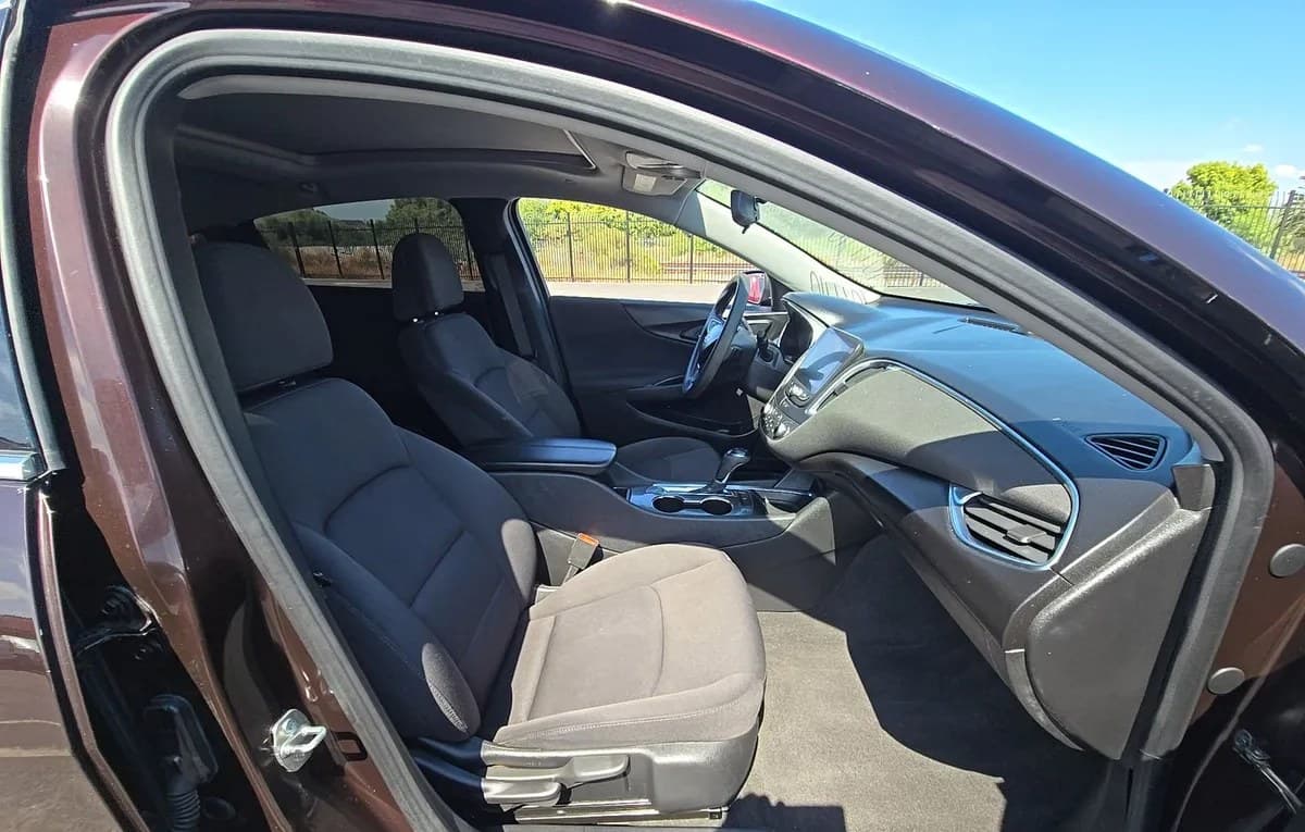 2020 CHEVROLET MALIBU LT 5