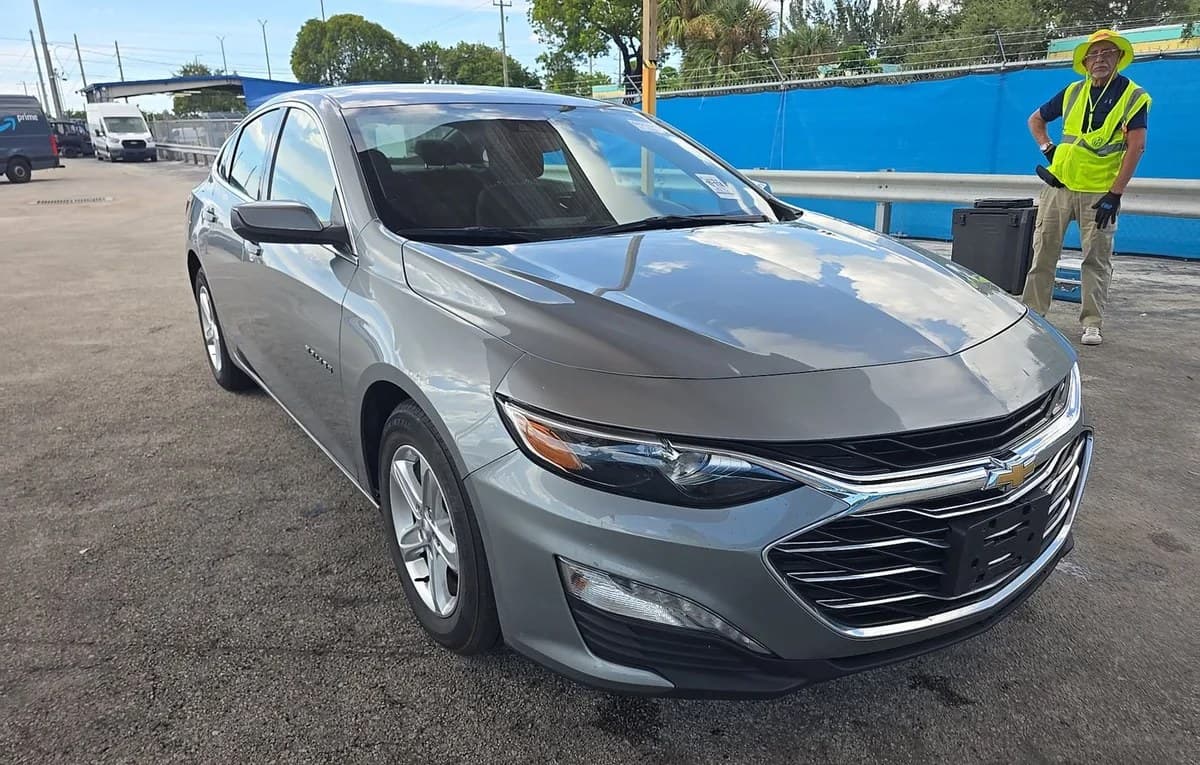 2023 CHEVROLET MALIBU LT 4