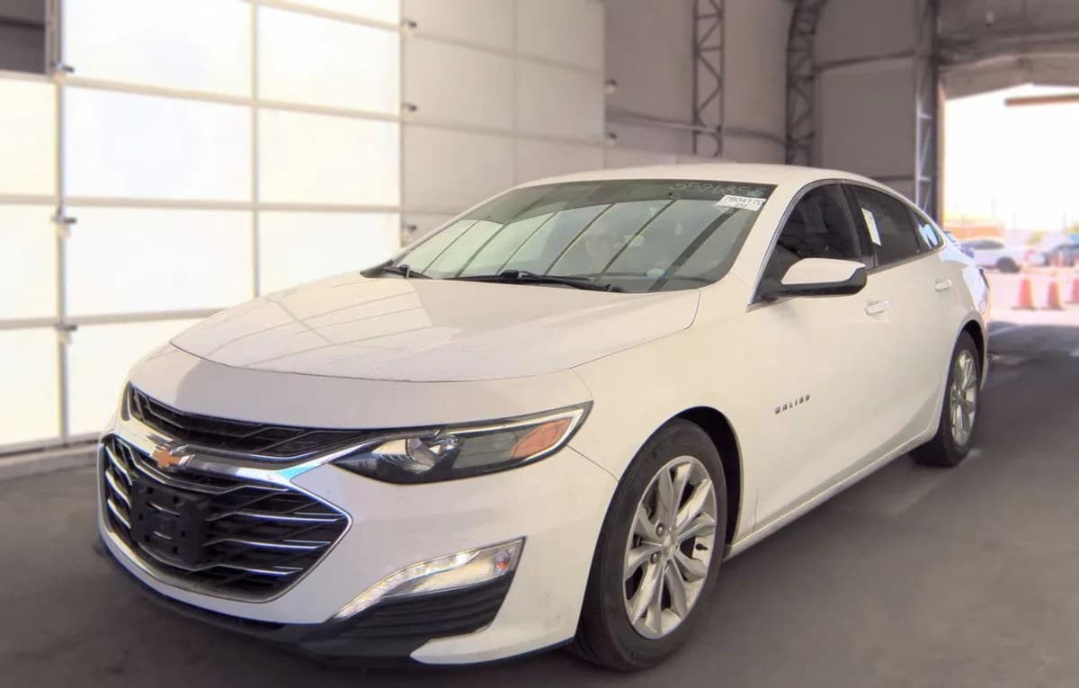 2020 CHEVROLET MALIBU LT 2