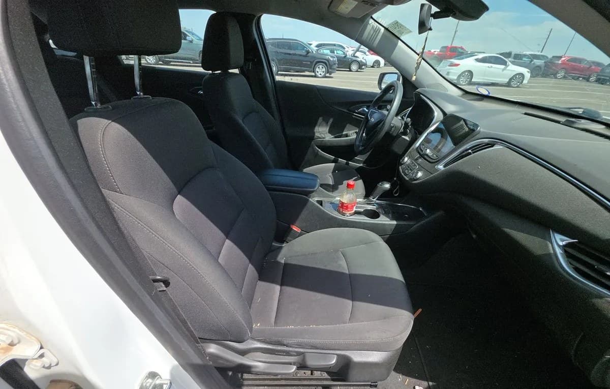 2020 CHEVROLET MALIBU LT 5